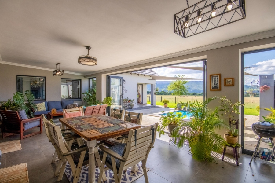 3 Bedroom Property for Sale in WestLake Country Safari Estate North West